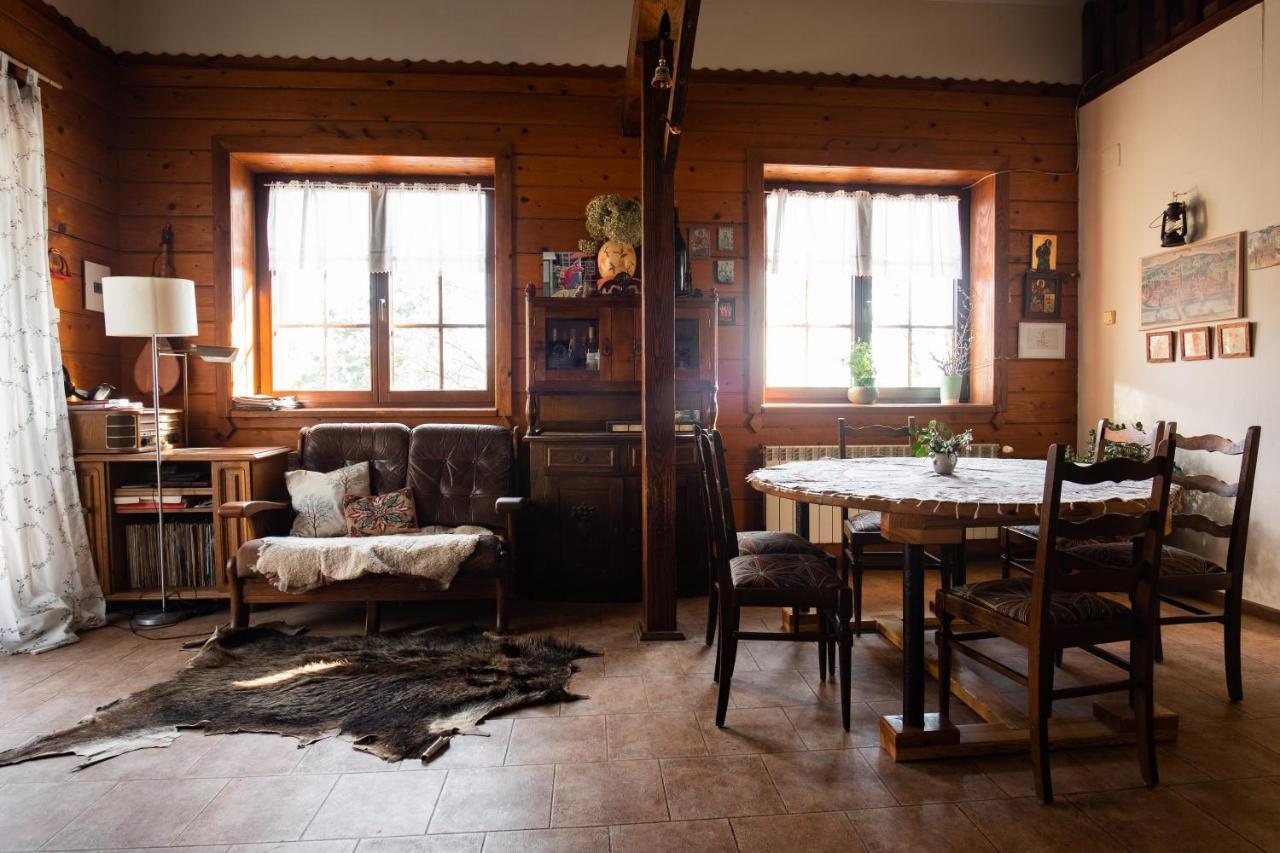 Modryna Ranczo Acomodação com café da manhã Krasiczyn Exterior foto